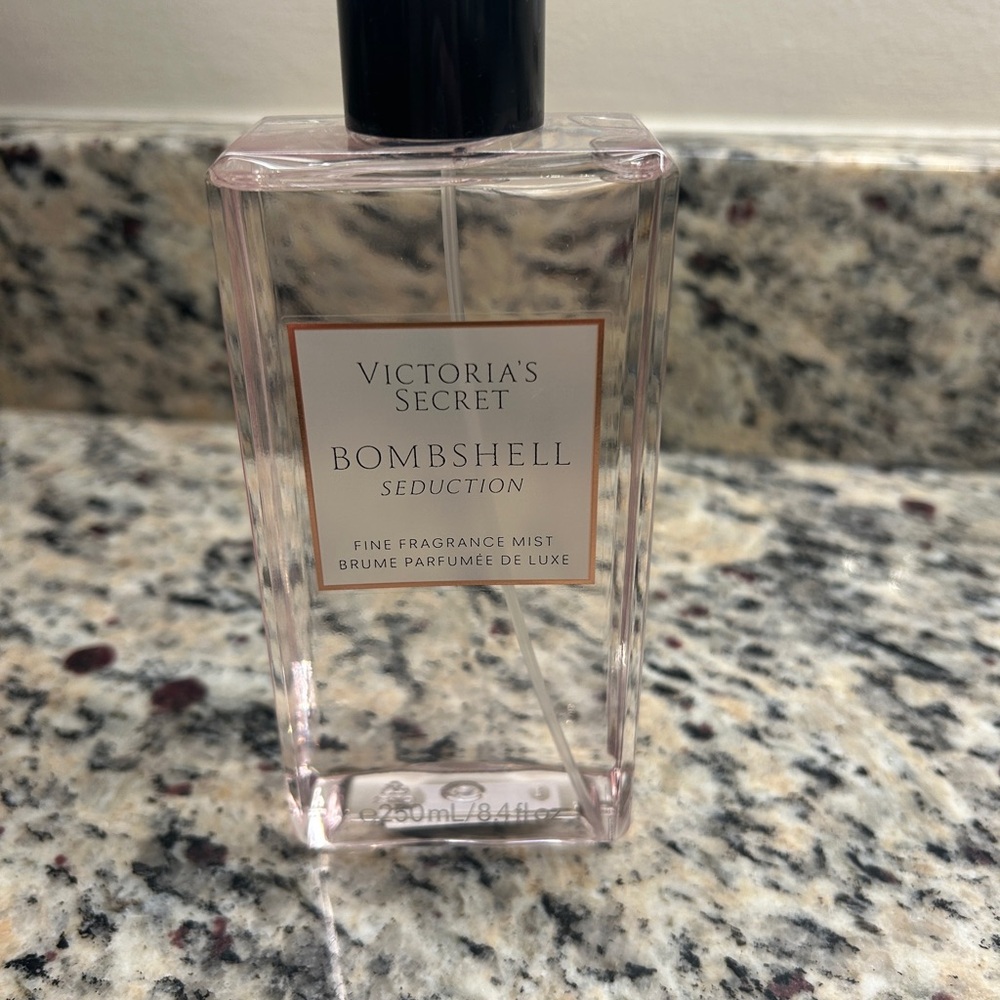 Victoria's Secret Bombshell Seduction Mist with Pink Hue